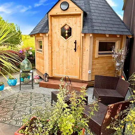 Les Philous Gourmands 住宿加早餐酒店