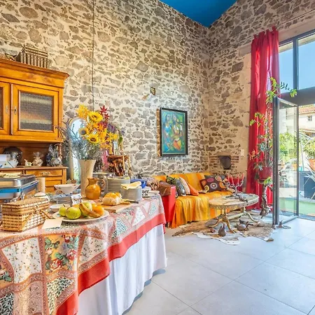 Les Philous Gourmands 住宿加早餐酒店 Sevremont