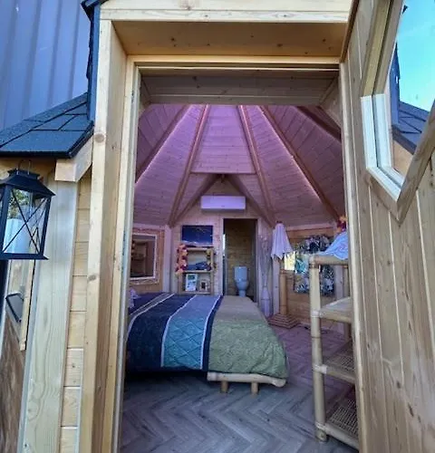 Les Philous Gourmands Couette-café 3*